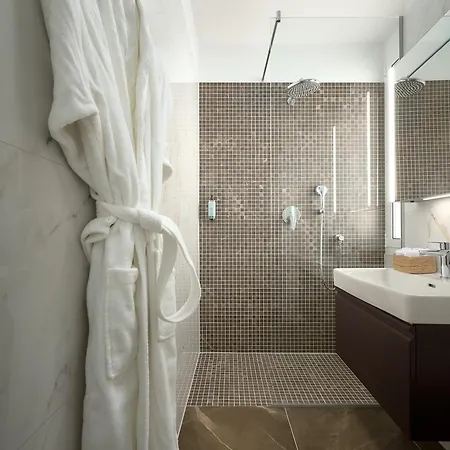 Deluxe With Private Heated Pool On Znjan - Urban Nook Апартаменты