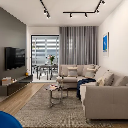 Deluxe Apartment With Private Heated Pool On Znjan Beach - Urban Nook Lejlighed Split