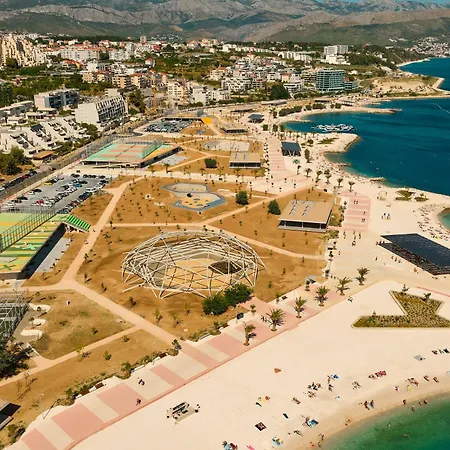 アパート Deluxe With Private Heated Pool On Znjan - Urban Nook