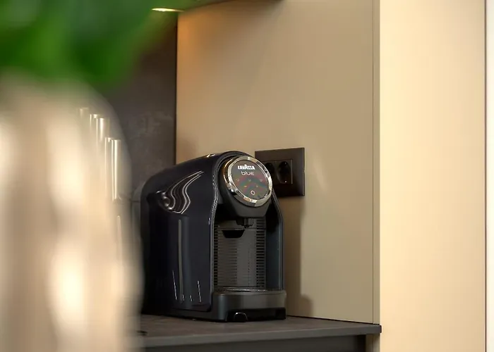 Deluxe With Private Heated Pool On Znjan - Urban Nook スプリト