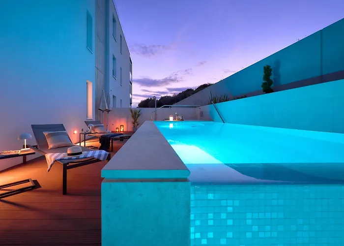 Deluxe With Private Heated Pool On Znjan - Urban Nook アパート *