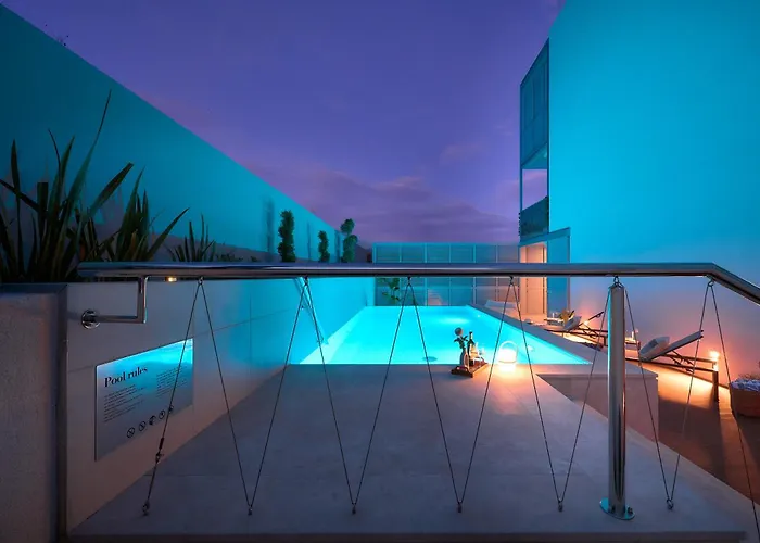 Deluxe With Private Heated Pool On Znjan - Urban Nook