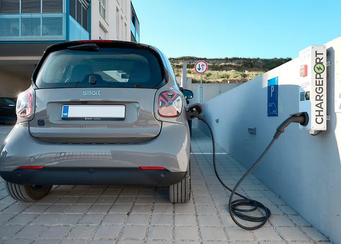 Deluxe With Private Heated Pool On Znjan - Urban Nook *