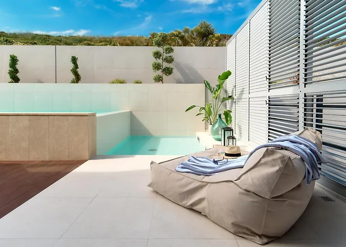 アパート Deluxe With Private Heated Pool On Znjan - Urban Nook *