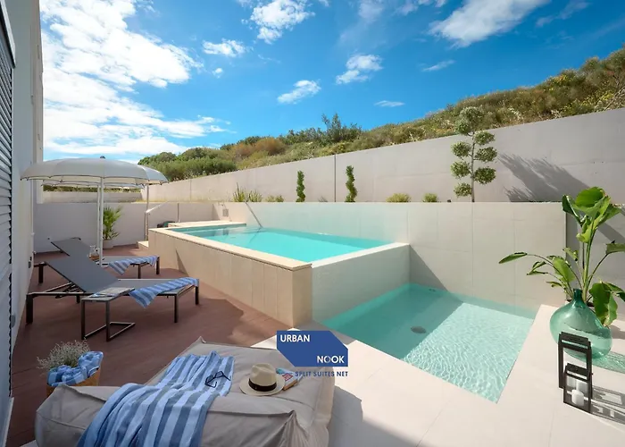 Deluxe With Private Heated Pool On Znjan - Urban Nook アパート *